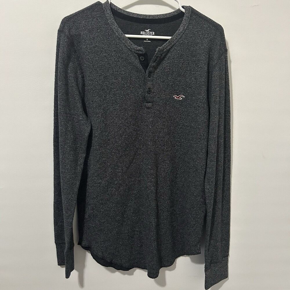 Hollister Men’s Medium Waffle Henley Long Sleeve Thermal Heathered Black Layer